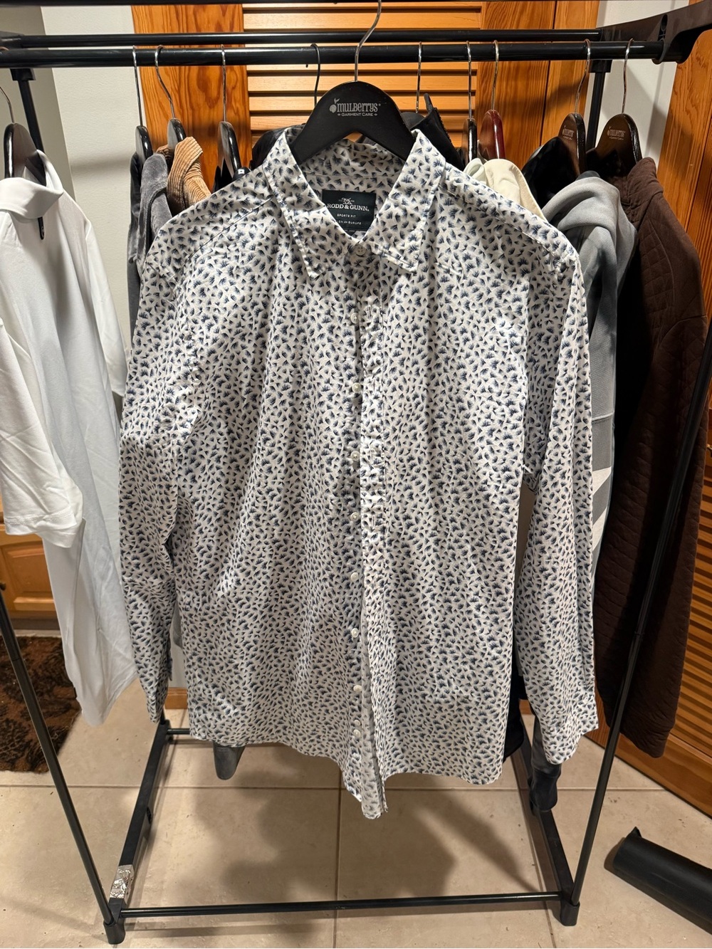 Rodd & Gunn button down - never worn
